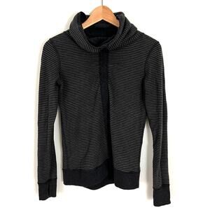 Lululemon In A Cinch Reversible Pull Over Top Sweatshirt Women Size 4